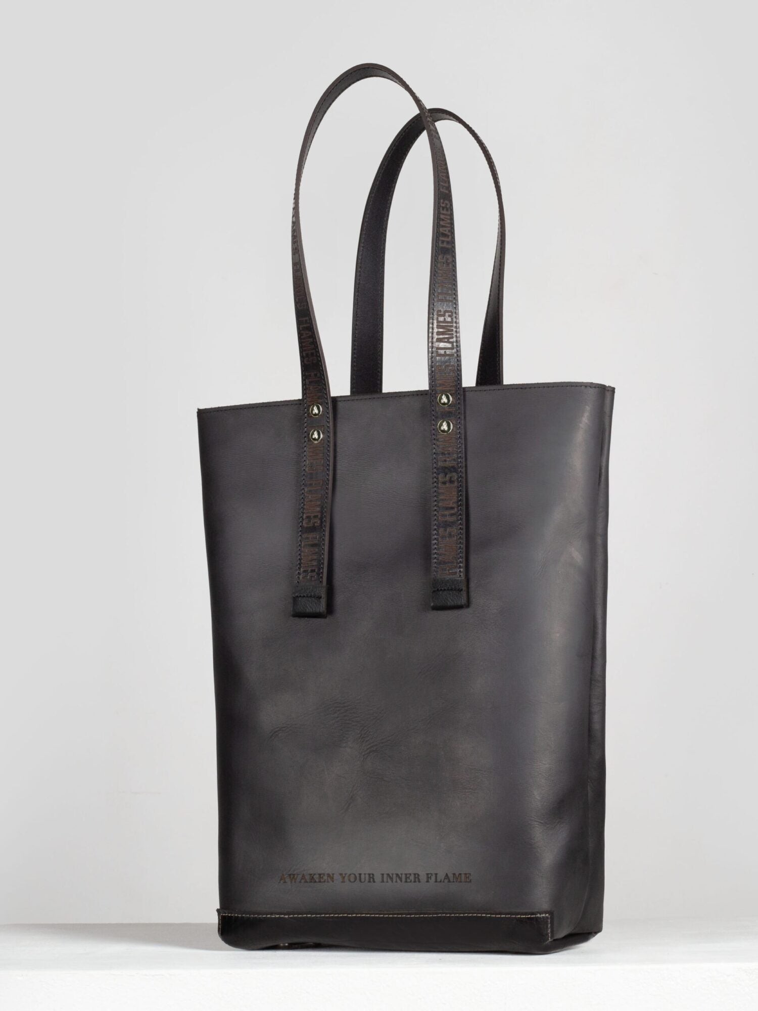 FLAMES leather shopper black back