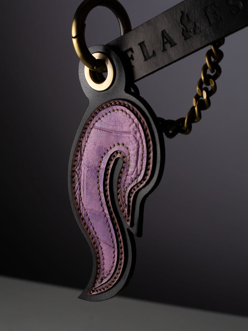 Handcrafted Leather Key Chains with Flames | Made in the Netherlands