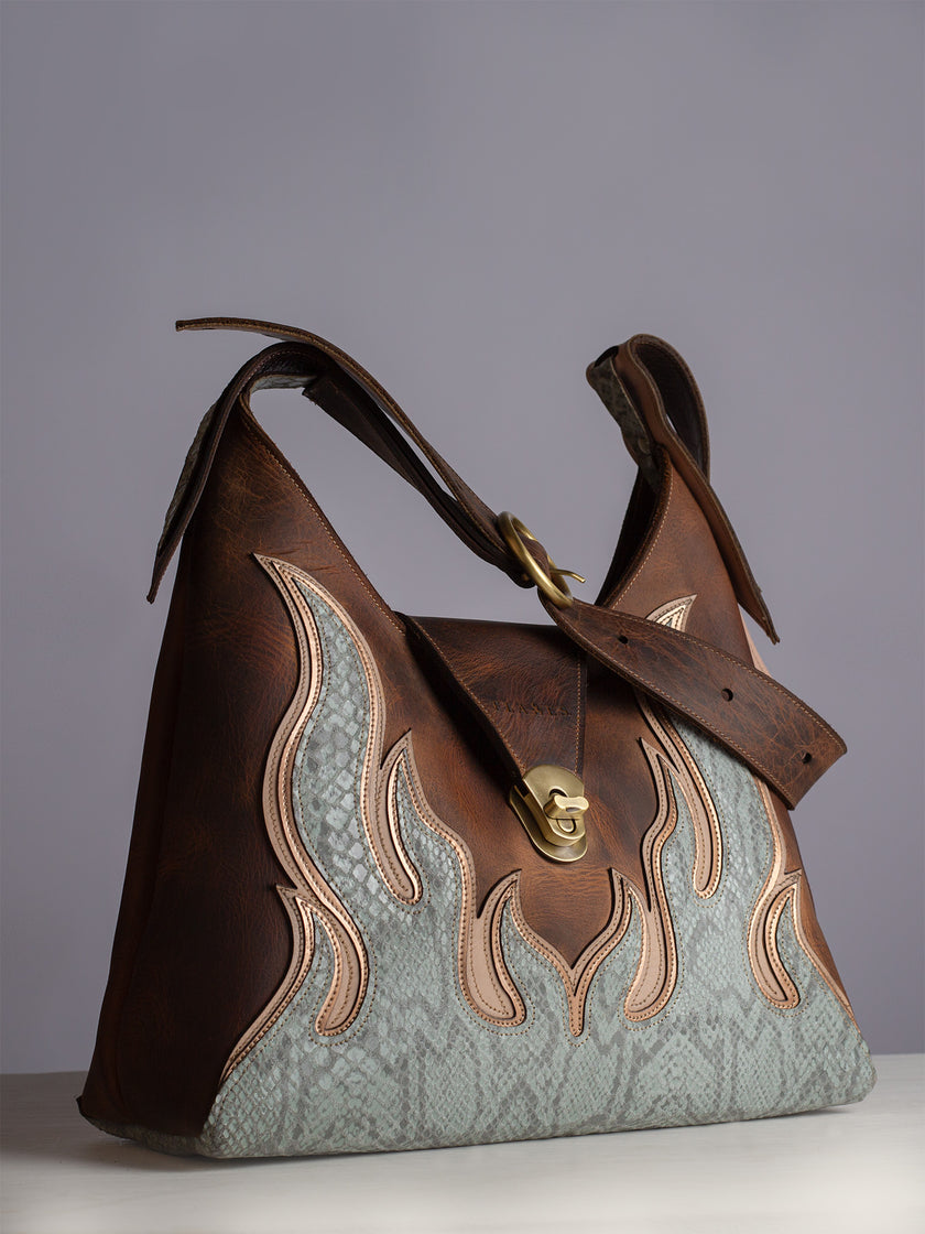 The Oase Flame big bag