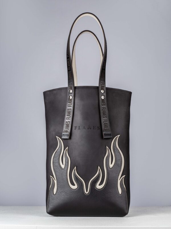 ront view : The Black & White Flame shopper